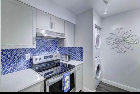 1350 SE 3rd Avenue #211, Dania Beach FL - photo 11 of 18