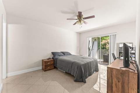 130 Lake Meryl Drive #228, West Palm Beach FL - photo 20 of 55