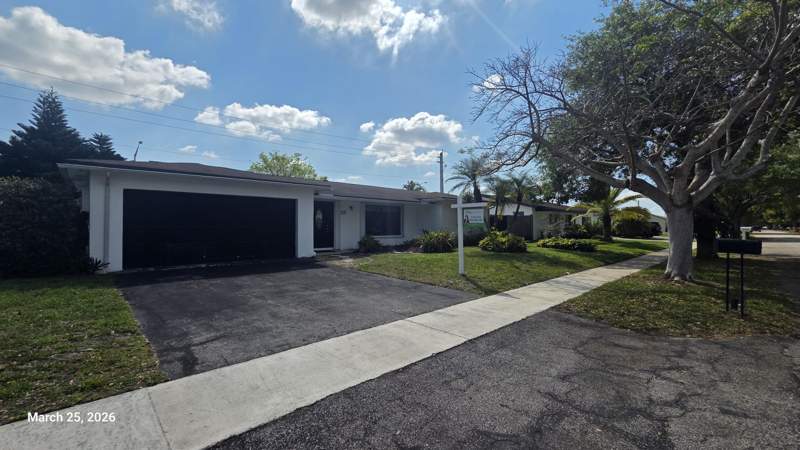4 bedroom Single Family Residence at 5110 SW 101st Avenue, Guardian Estates, Cooper City — photo 2