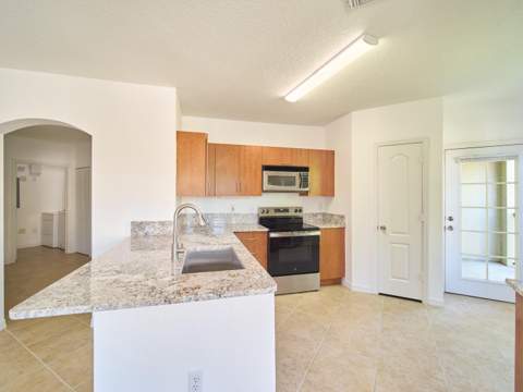 140 SW Peacock Boulevard #21-202, Port St. Lucie FL - photo 11 of 31