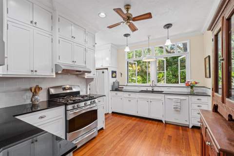 825 Alamanda Street, Boca Raton FL - photo 13 of 43