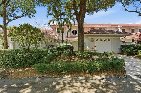 4115 Carriage Drive #P2, Pompano Beach FL - photo 7 of 54