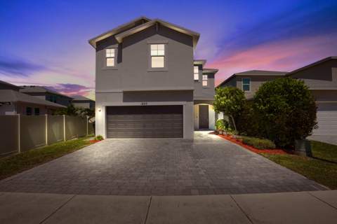 1826 Lake Cove Drive, Lake Worth FL - photo 7 of 49