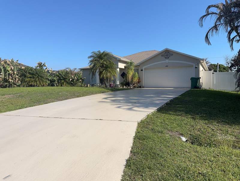 3 bedroom Single Family Residence at 1481 SW Dow Lane, Port St Lucie Section 12, Port St. Lucie — photo 4