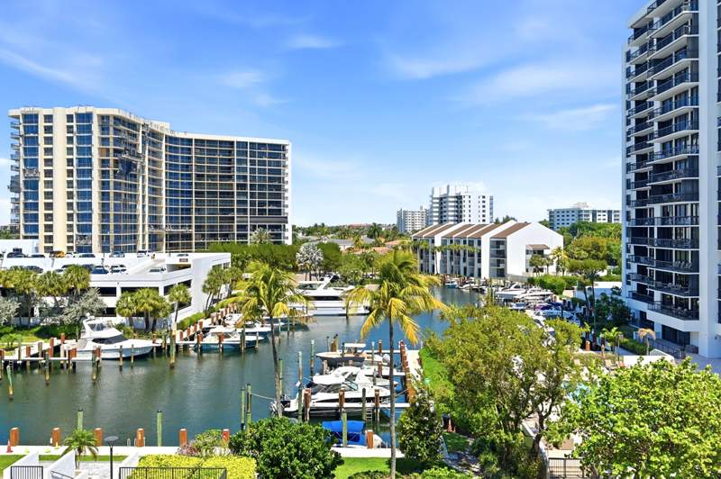1 bedroom Condominium at 4750 S Ocean Boulevard #512, Aberdeen Arms Condo, Highland Beach — photo 2