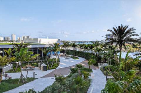 220 Lake Shore Drive #715, Lake Park FL - photo 16 of 63