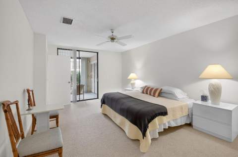 5226 Europa Drive #H, Boynton Beach FL - photo 15 of 61