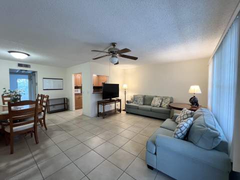 4023 Berkshire B #4023, Deerfield Beach FL - photo 8 of 40