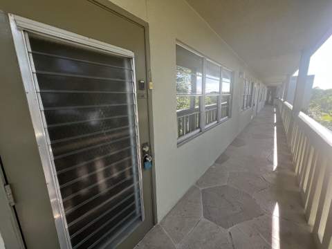 4023 Berkshire B #4023, Deerfield Beach FL - photo 20 of 40