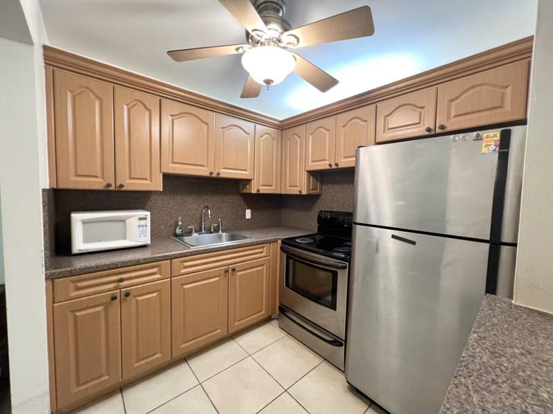 1 bedroom Condominium at 4023 Berkshire B #4023, Berkshire B Condo, Deerfield Beach — photo 2