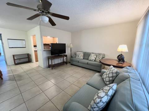 4023 Berkshire B #4023, Deerfield Beach FL - photo 7 of 40