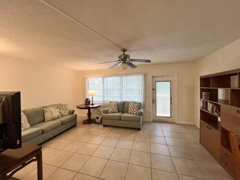 4023 Berkshire B #4023, Deerfield Beach FL - photo 9 of 40