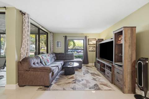 2928 Carambola Circle, Coconut Creek FL - photo 13 of 30