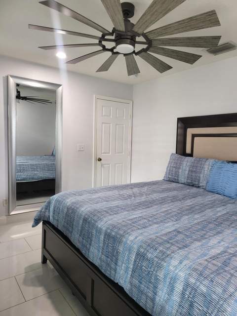 272 SW Crescent Avenue, Port St. Lucie FL - photo 13 of 29