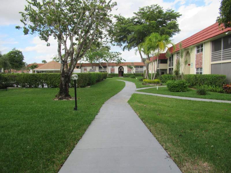 2 bedroom Condominium at 22755 SW 66th Avenue #103, Edgewood Condos, Boca Raton — photo 2