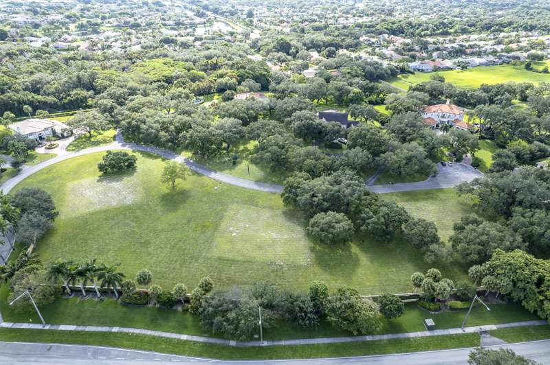 6 bedroom Single Family Residence at 9900 Winding Rdg Lane, Westridge II East, Davie — photo 5