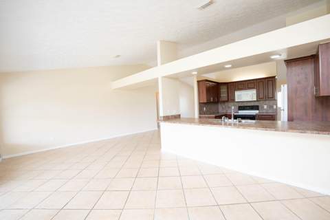 2456 SE Trail Avenue, Port St. Lucie FL - photo 11 of 36