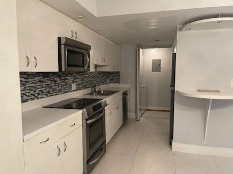 793 SE 1st Way #73, Deerfield Beach FL - photo 10 of 40