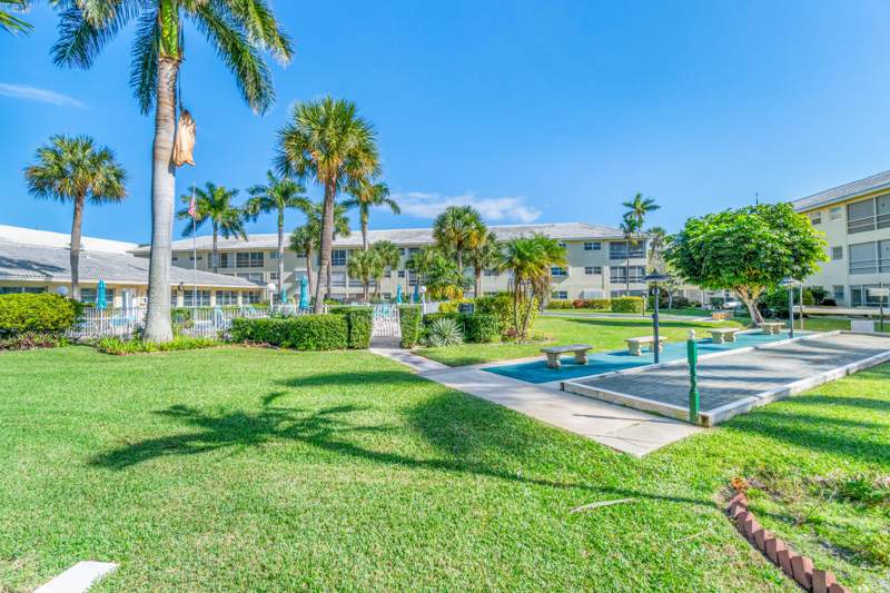 2 bedroom Condominium at 1951 NE 39th Street #131, Lighthouse Point Gardens North, Lighthouse Point — photo 4