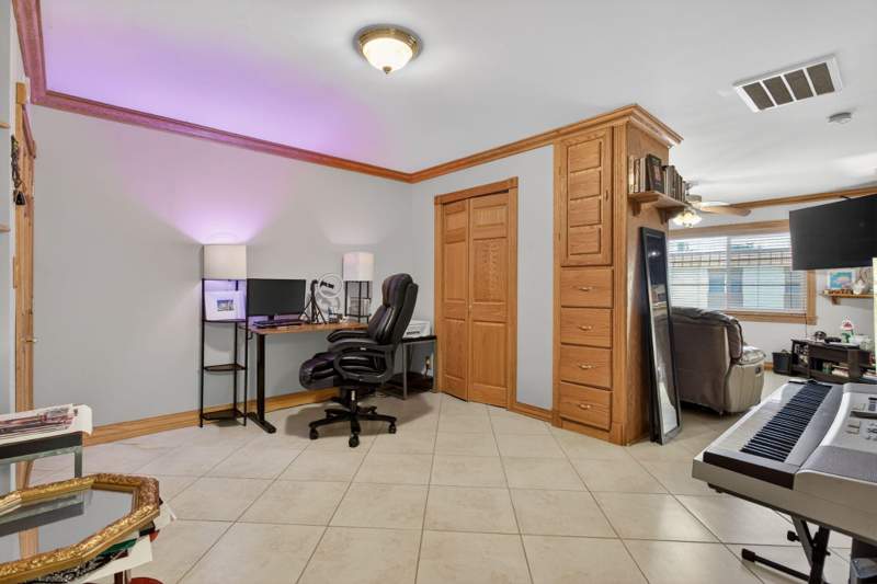 1 bedroom Condominium at 9 NE 19th Court #214c, Manor Grove Village, Wilton Manors — photo 3