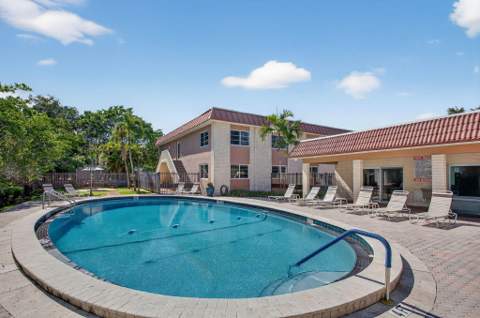 9 NE 19th Court #214c, Wilton Manors FL - photo 14 of 26