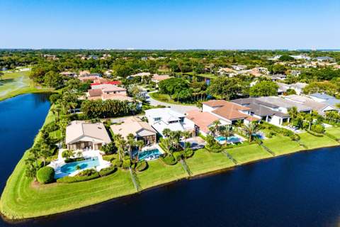 13315 Provence Drive, Palm Beach Gardens FL - photo 15 of 35
