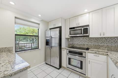 10434 Sunrise Lakes Boulevard #206, Sunrise FL - photo 24 of 36