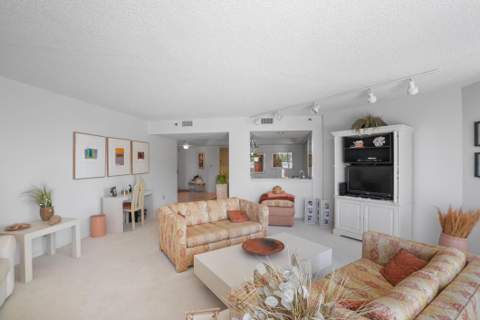 176 Helios Drive #102, Jupiter FL - photo 6 of 25