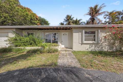 7730 W Lake Drive, Lake Clarke Shores FL - photo 8 of 58