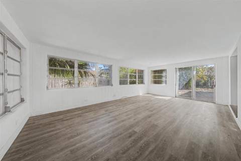 7730 W Lake Drive, Lake Clarke Shores FL - photo 22 of 58