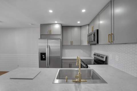 5203 NE 24th Terrace #B207, Fort Lauderdale FL - photo 6 of 31