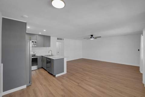 5203 NE 24th Terrace #B207, Fort Lauderdale FL - photo 11 of 31