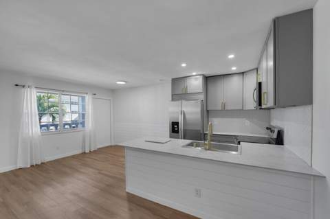 5203 NE 24th Terrace #B207, Fort Lauderdale FL - photo 14 of 31