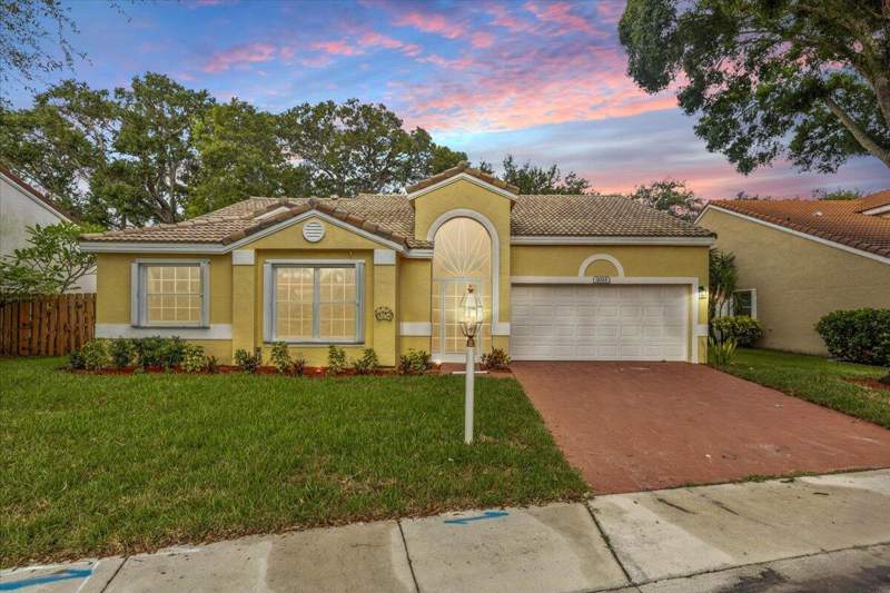 3 bedroom Single Family Residence at 1033 W Siena Oaks Cir Circle, Siena Oaks, Palm Beach Gardens — photo 2
