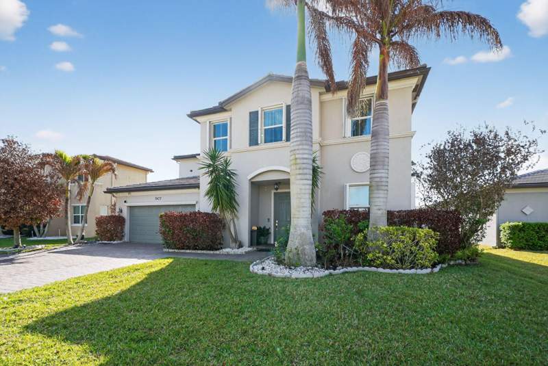 4 bedroom Single Family Residence at 7477 NW Greenspring Street, Copper Creek Plat No 2, Port St. Lucie — photo 2