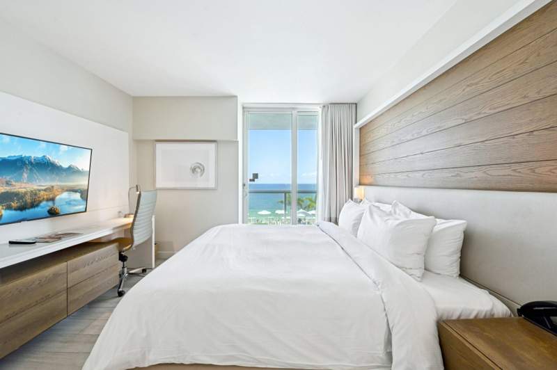 1 bedroom Condominium at 505 N Fort Lauderdale Beach Boulevard #818, Q Club Resort & Residences Condo, Fort Lauderdale — photo 5