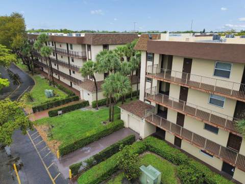 3141 NW 47th Terrace #124, Lauderdale Lakes FL - photo 19 of 20