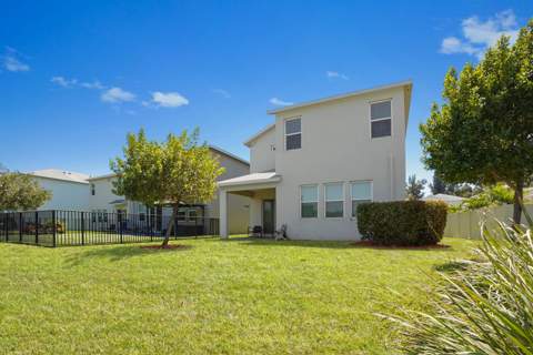 1826 Lake Cove Drive, Lake Worth FL - photo 9 of 49