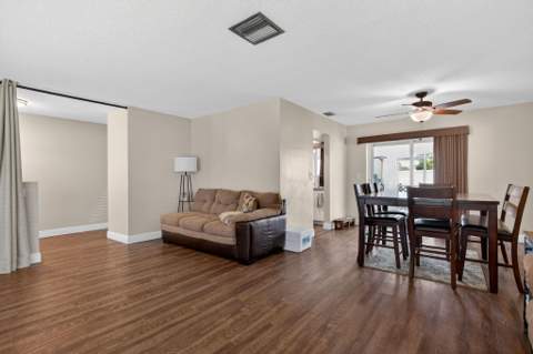 6701 NW 20th Street, Margate FL - photo 8 of 39
