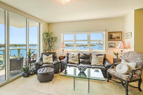 2640 Lake Shore Drive #1416, Riviera Beach FL - photo 10 of 81