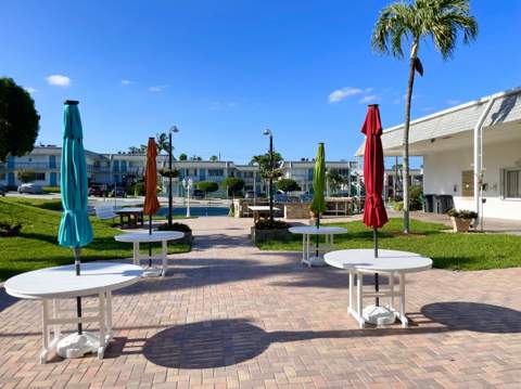 3402 Cynthia Lane #205, Lake Worth Beach FL - photo 21 of 30