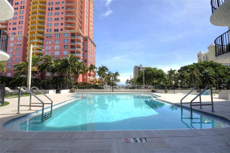 2 bedroom Condominium at 2029 N Ocean Boulevard #505, Tradewinds By The Sea Condo, Fort Lauderdale — photo 2