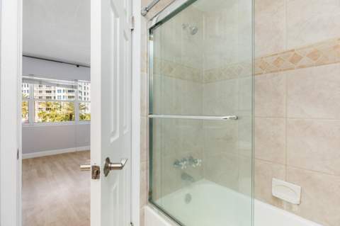 3250 NE 28th Street #404, Fort Lauderdale FL - photo 20 of 36