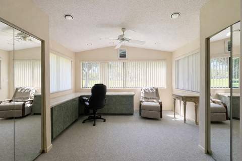 35 Brentwood Drive, Boynton Beach FL - photo 7 of 19
