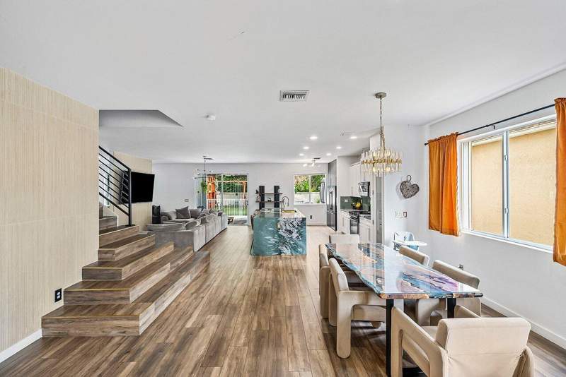 5 bedroom Single Family Residence at 10223 Boca Vista Drive, The Vistas, Boca Raton — photo 3