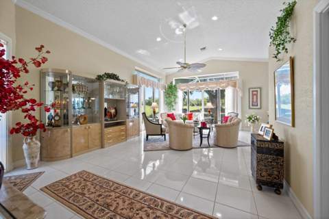 4730 Carlton Golf Drive, Lake Worth FL - photo 8 of 63