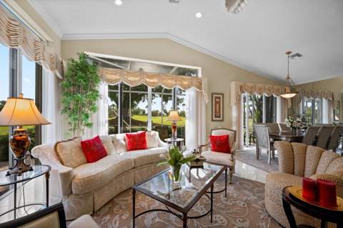 4730 Carlton Golf Drive, Lake Worth FL - photo 9 of 63