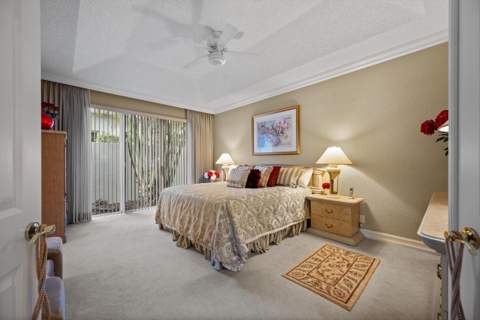 4730 Carlton Golf Drive, Lake Worth FL - photo 23 of 63
