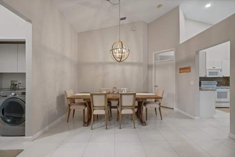 4657 Carlton Golf Drive, Lake Worth FL - photo 9 of 55