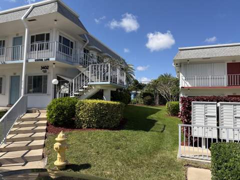 3402 Cynthia Lane #205, Lake Worth Beach FL - photo 15 of 30